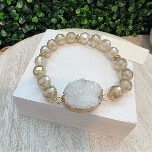 New | Gold and White Druzy Stretch Bracelet | Faceted Champagne Beads | Boutique